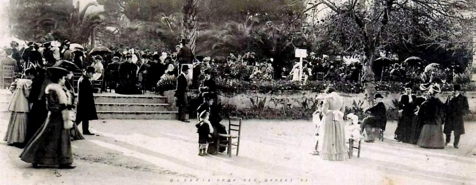 1168- Alger - Concert au Jardin du Musee des Antiquites2.jpg
